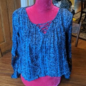 Ladies Hollister blouse